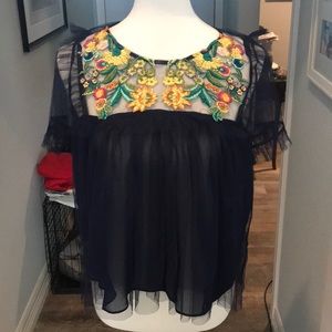 Lulumari top